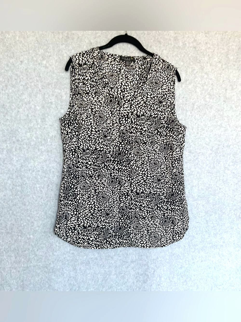 Grace The Perfect Fit Black White Floral Burst Sleeveless Blouse M Polyester